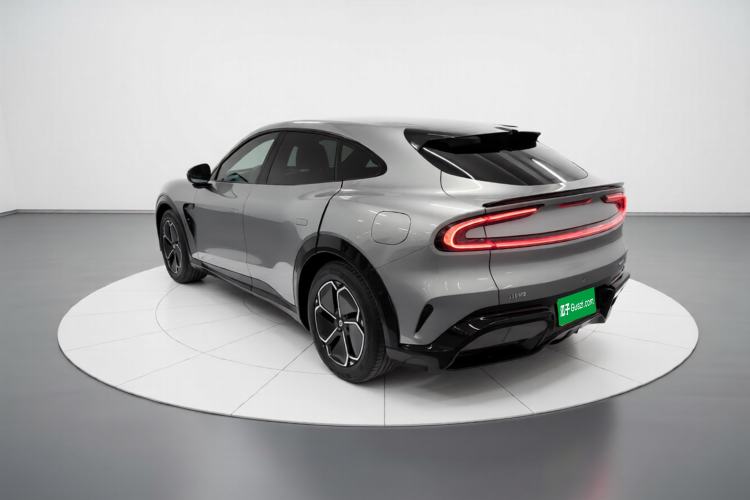 Used Xiaomi Auto YU7 2025 Ultra-Long Range All-Wheel Drive Pro Version
