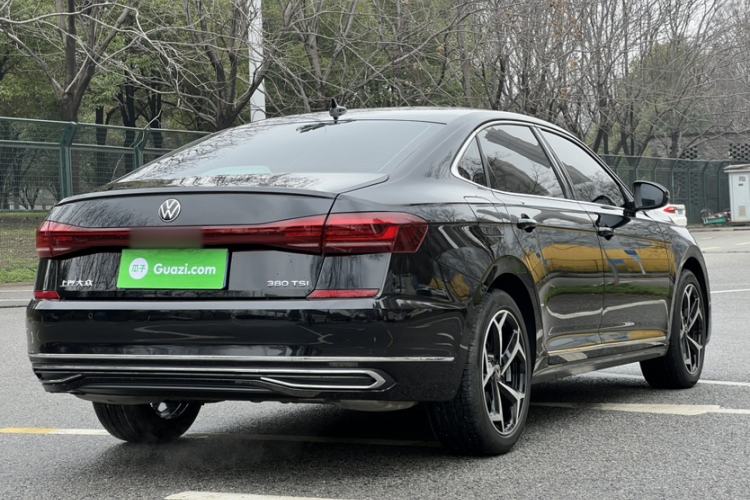 Used Volkswagen Passat 2025 Outstanding Model 380TSI Starry Dragon Edition Exterior 2