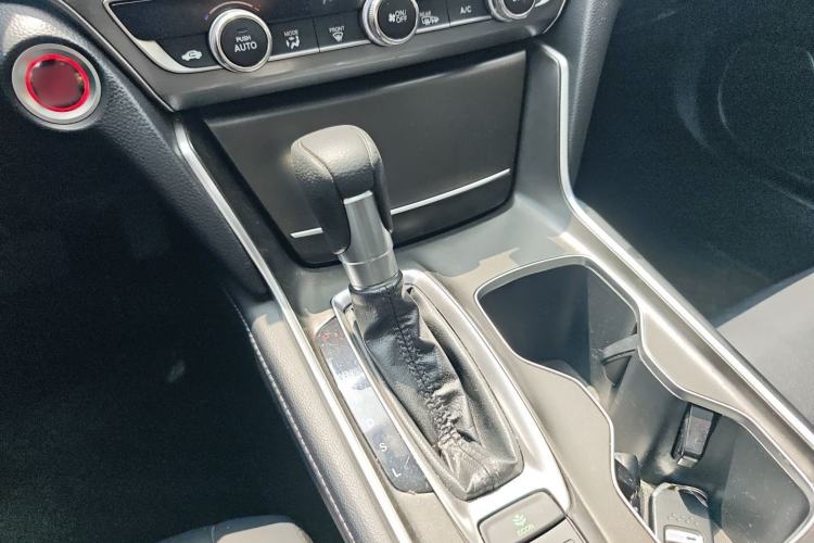Used Honda Accord 2018 260TURBO Elite Edition China VI Gear Lever