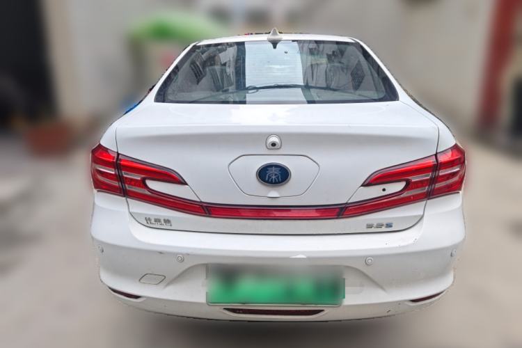 Used BYD Qin New Energy 2017 Qin 1.5T 100
