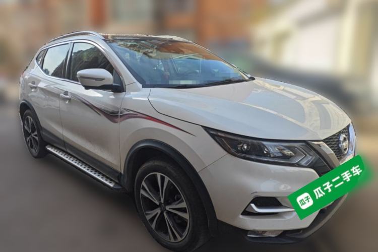 Used Nissan Qashqai 2022 2.0L CVT XV Premier Luxury Edition Front Right 45 Deg