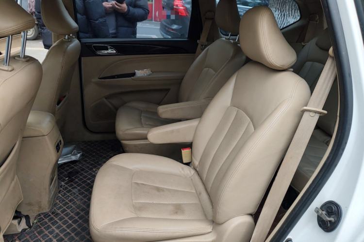 Used Baojun 730 2016 1.5L Manual Comfort Version 7 Seats China V Emission Standard
