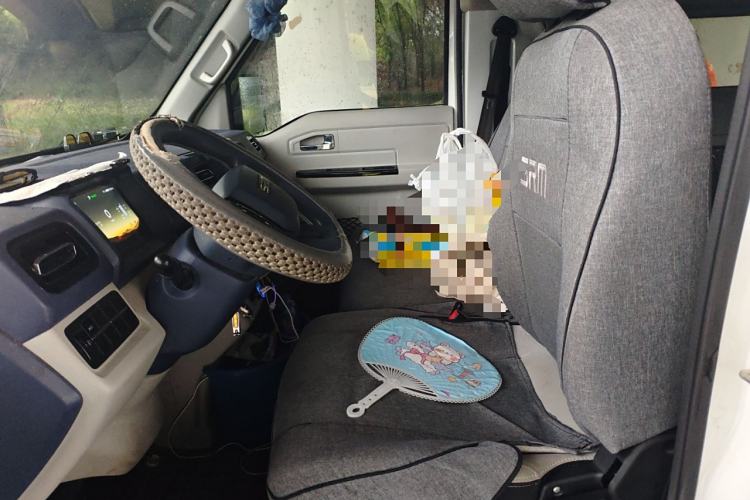 Used SRM New Energy E3 2025 Fudi 310KM Practical Passenger Vehicle