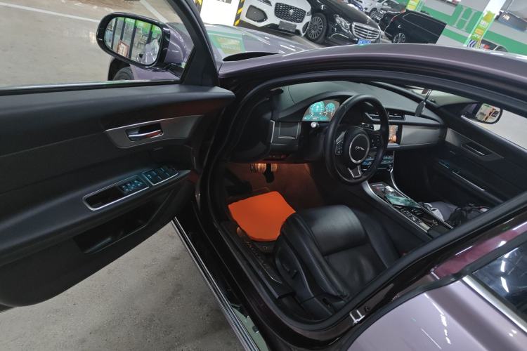 Used Jaguar XFL 2017 XFL 2.0T 240PS Luxury Edition
