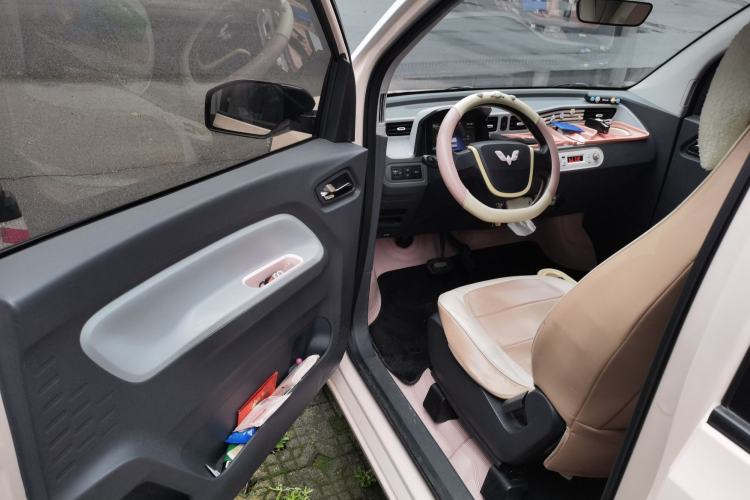 Used Wuling Hongguang MINIEV 2021 Macaron Fashion Model Lithium Iron Phosphate