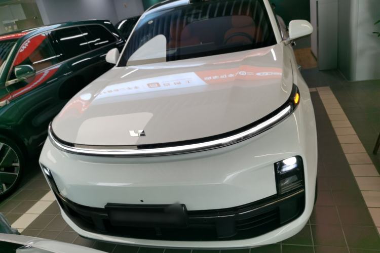 Used Li Auto L8 2025 Ultra Smart Refreshed Edition
