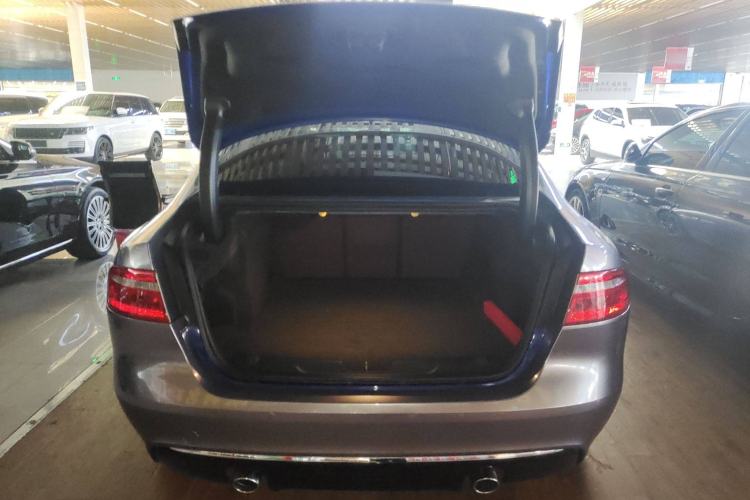 Used Jaguar XEL 2018 2.0T 250 PS Luxury Edition
