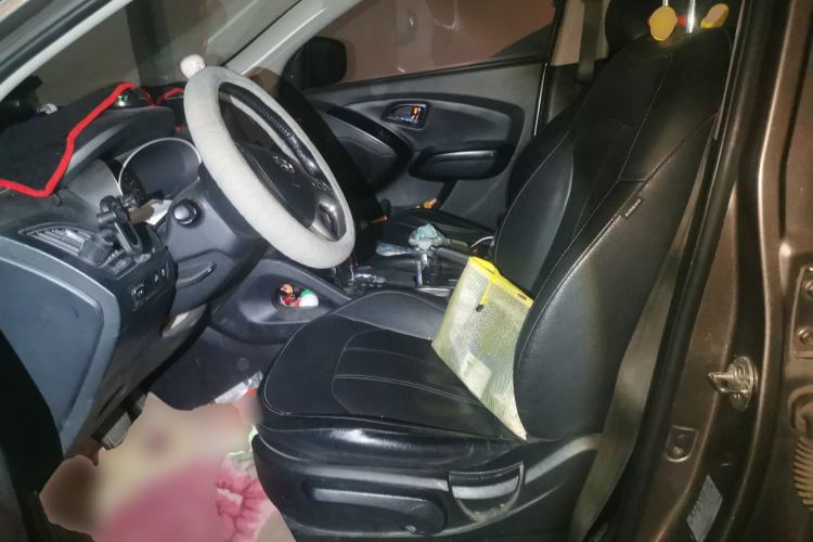 Used Hyundai ix35 2013 2.0L Automatic Two-Wheel Drive Smart GLS China IV Standard
