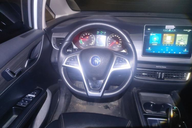 Used BYD Song MAX New Energy 2019 DM 1.5T Smart Connect Advanced 6-Seater China VI Standard