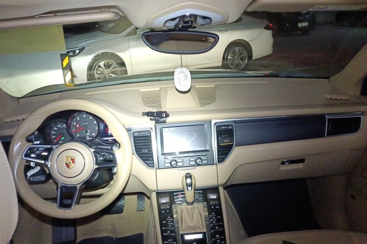 Used Porsche Macan 2014 Macan 2.0T
