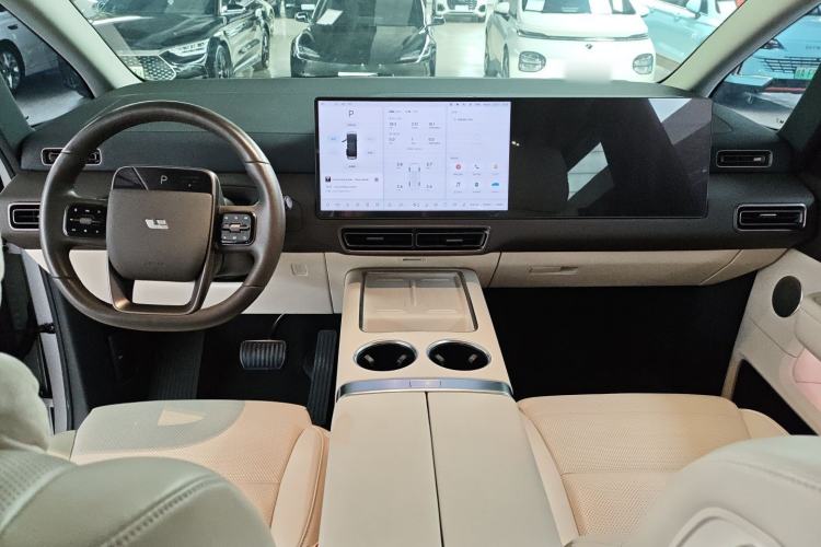 Used Li Auto MEGA 2024 Ultra Model
