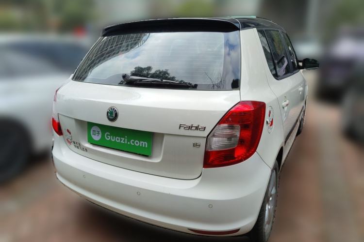 Used Skoda Fabia 2012 1.6L Automatic Cool Black Edition