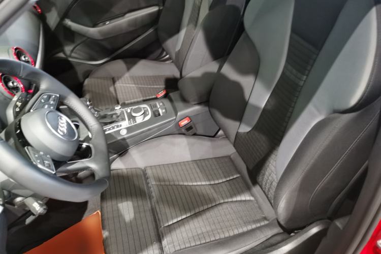 Used Audi A3 2020 Limousine 35 TFSI Sporty Version China VI Left Front Seat