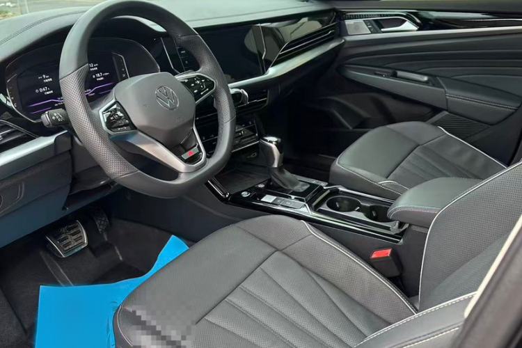 Used Volkswagen Passat 2024 380TSI Luxury Edition Exterior 2
