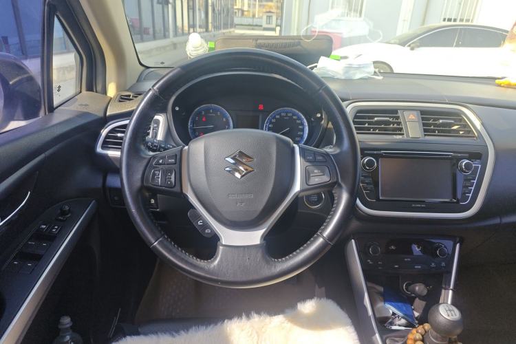 Used Suzuki S-Cross 2015 1.6L Manual Two-Wheel Drive Elite Model
