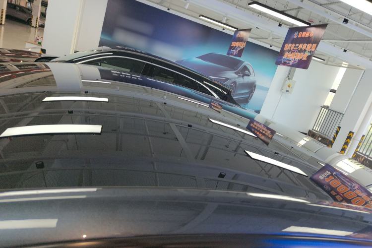 Used Tesla Model Y 2024 Rear-Wheel-Drive Version Roof