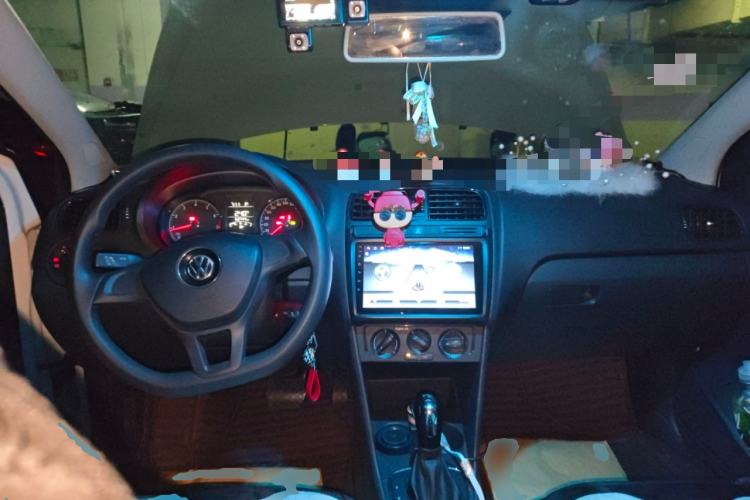 Used Volkswagen Polo 2016 1.4L Automatic Trendy Model Center Console