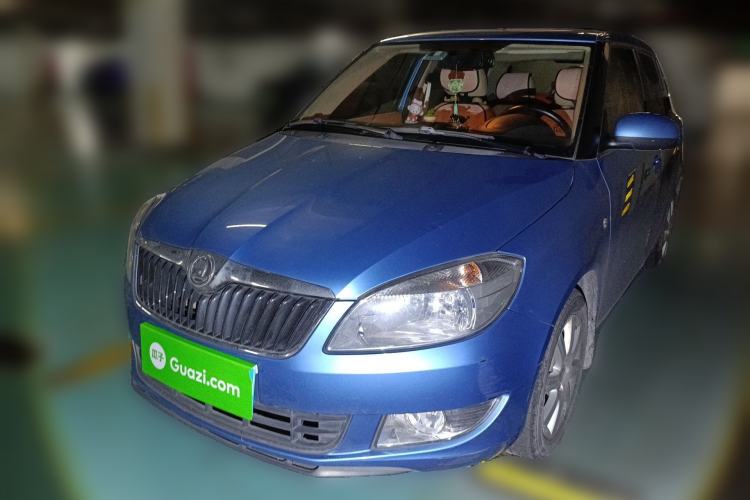 Used Skoda Fabia 2014 1.4L Automatic Crystal Edition