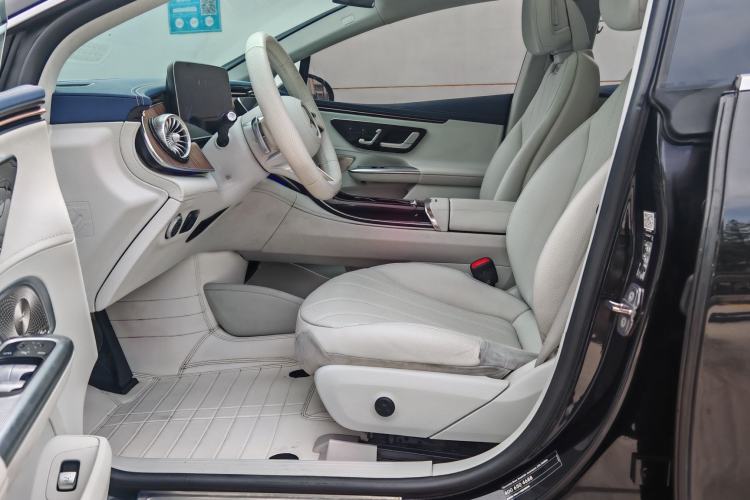 Used Mercedes-Benz EQE 2022 350 Luxury Edition Exterior 6