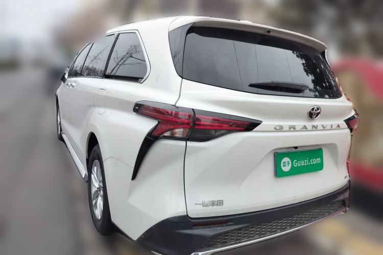 Used Toyota Granvia 2024 2.5L Hybrid Comfort Edition