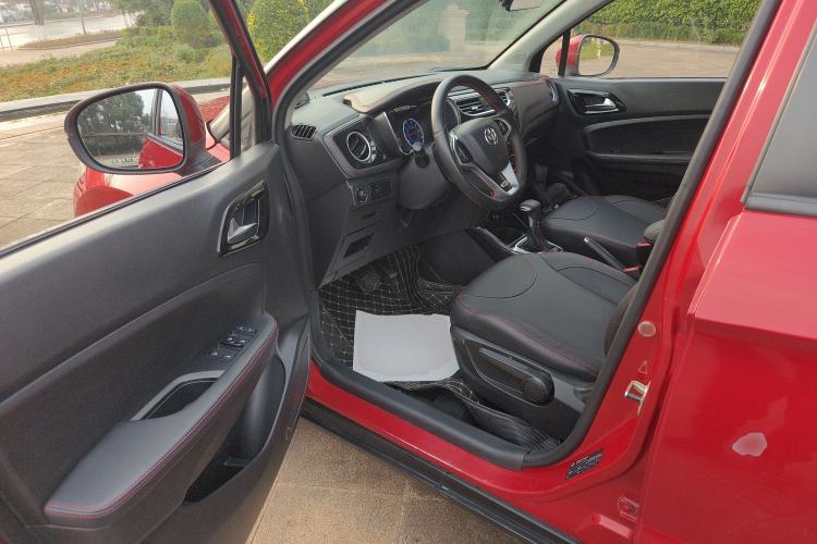 Used Brilliance V3 2016 1.5L Automatic Elite Model