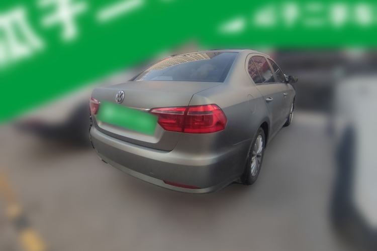 Used Volkswagen Lavida 2013 Revised Classic 1.6L Automatic Fashion Edition
