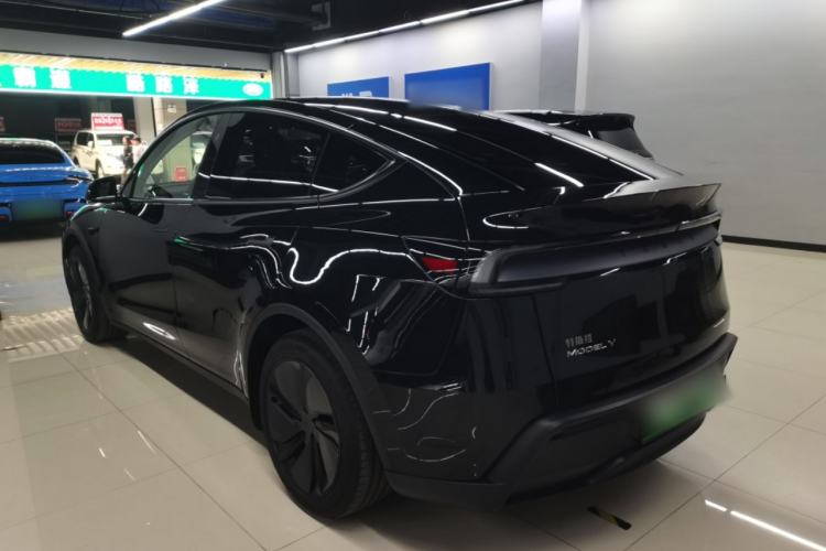 Used Tesla Model Y 2025 Rear-Wheel-Drive Version