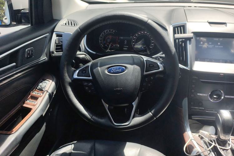 Used Ford Edge 2016 EcoBoost 245 Four-Wheel Drive Titanium 7-Seater