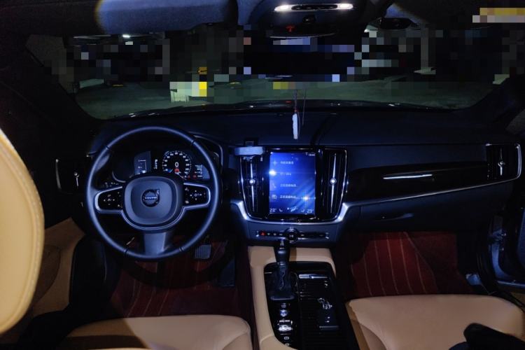 Used Volvo S90 2019 T4 Zhiyi Edition
