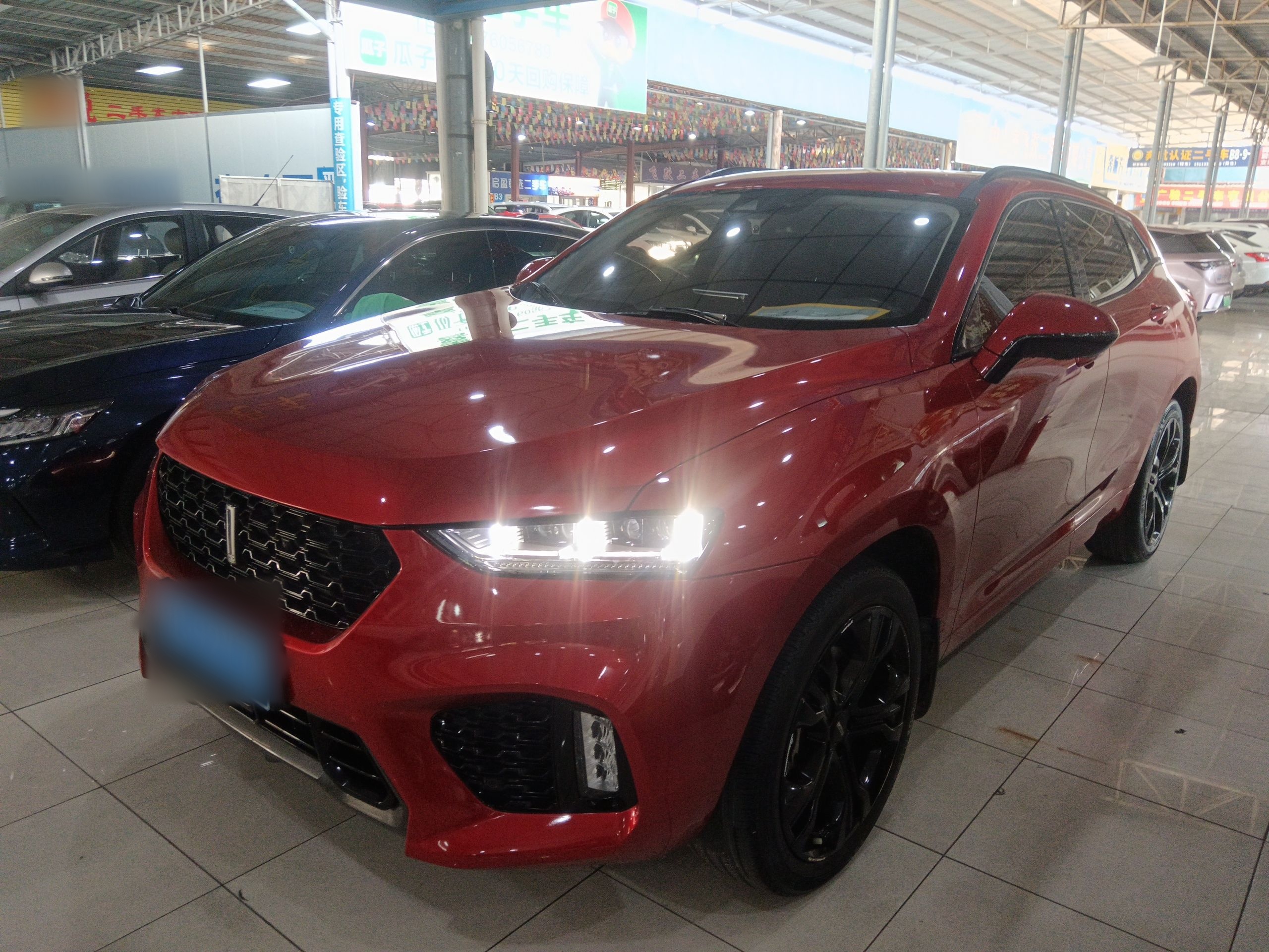 Под передней частью автомобиля