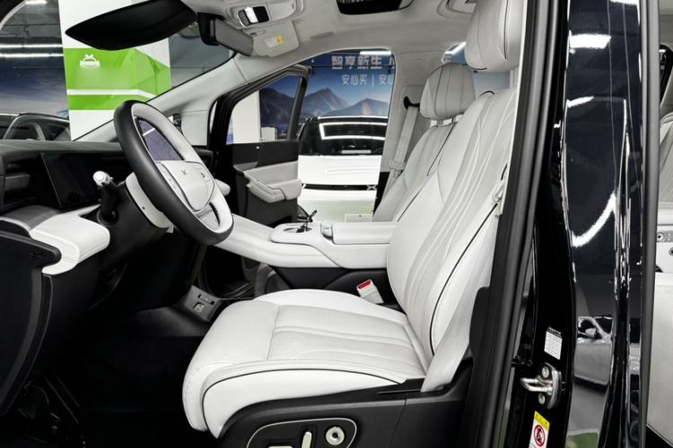 Used XPeng X9 2024 702 Ultra-Long Range Max