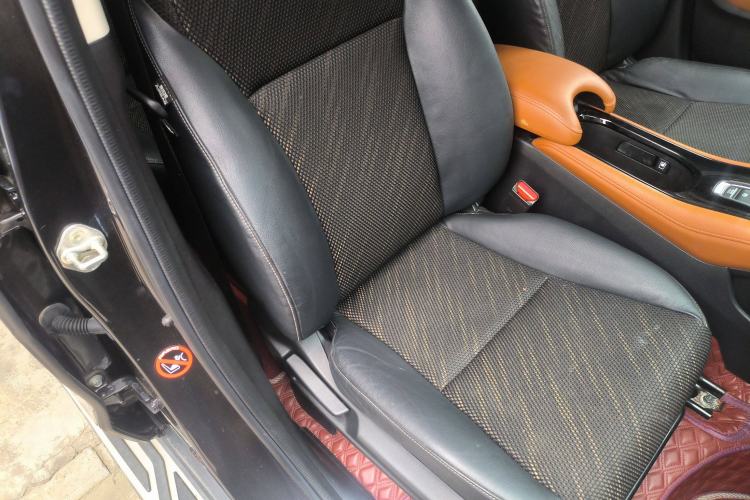 Used Honda Vezel 2016 1.8L CVT Front-Wheel Drive Pioneer Edition
