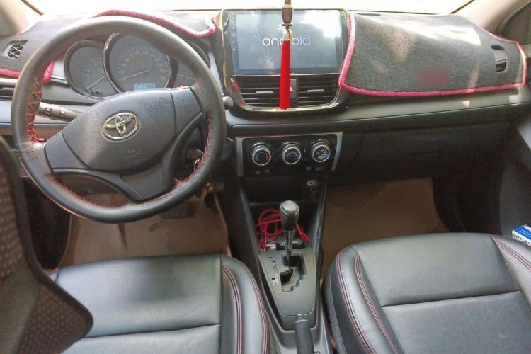 Used Toyota Vios 2017 1.5L CVT Innovation Edition Center Console