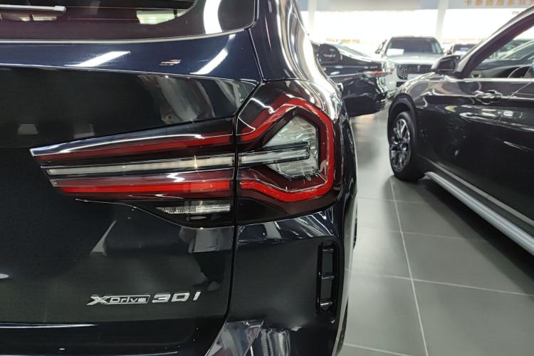 Used BMW X3 2023 Restyled xDrive30i Leading Edition M Night Sky Package Right Rear Taillight