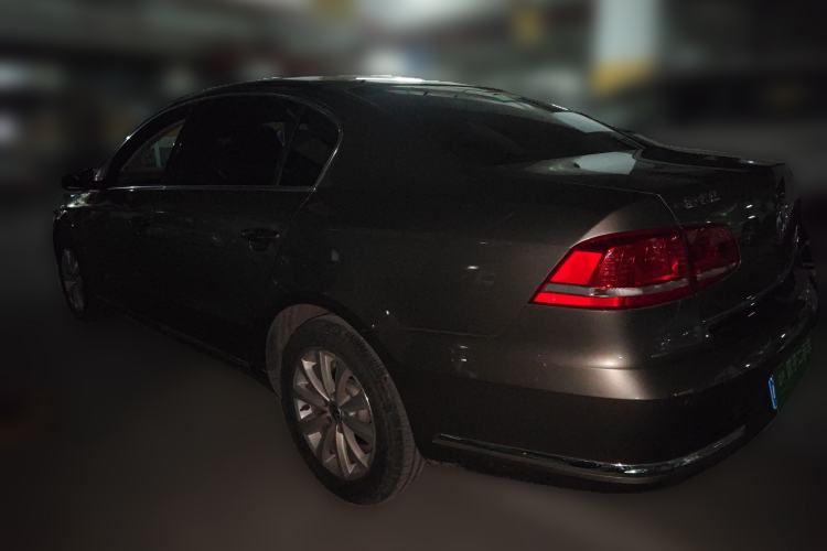 Used Volkswagen Magotan 2013 2.0 TSI Luxury Model Rear Left 45 Deg