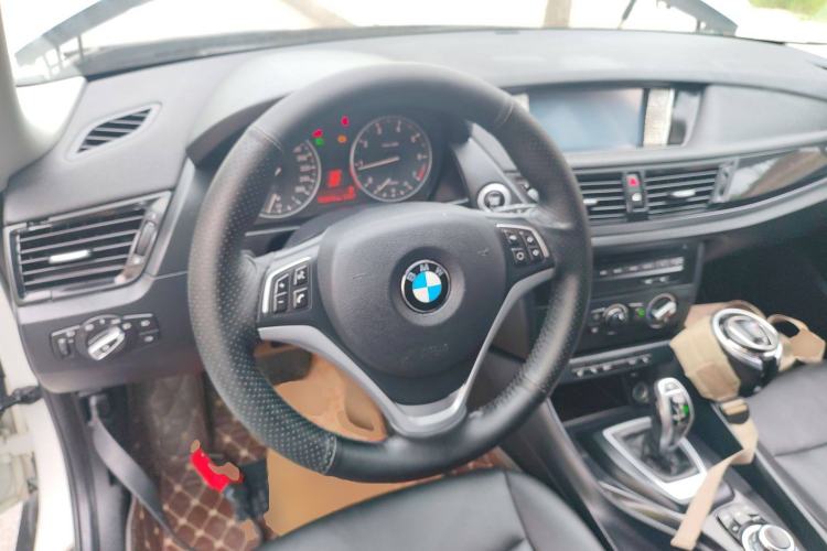 Used BMW X1 2015 sDrive18i Fashion Upgrade Edition
