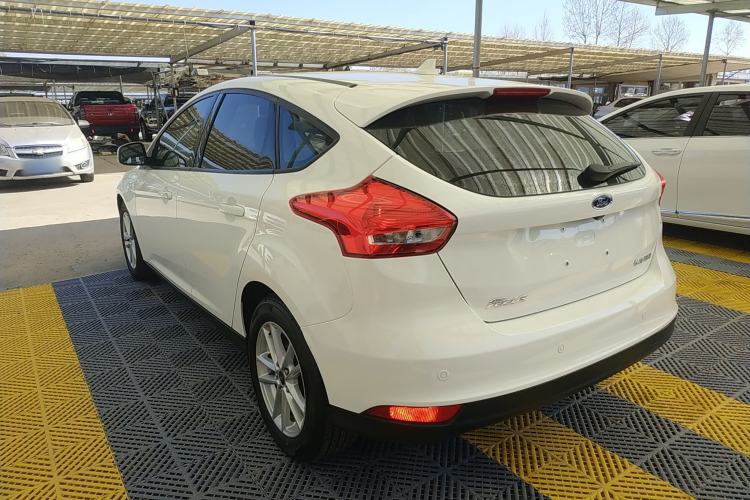 Used Ford Focus 2018 Hatchback Classic 1.6L Automatic Trendy SmartDrive Edition