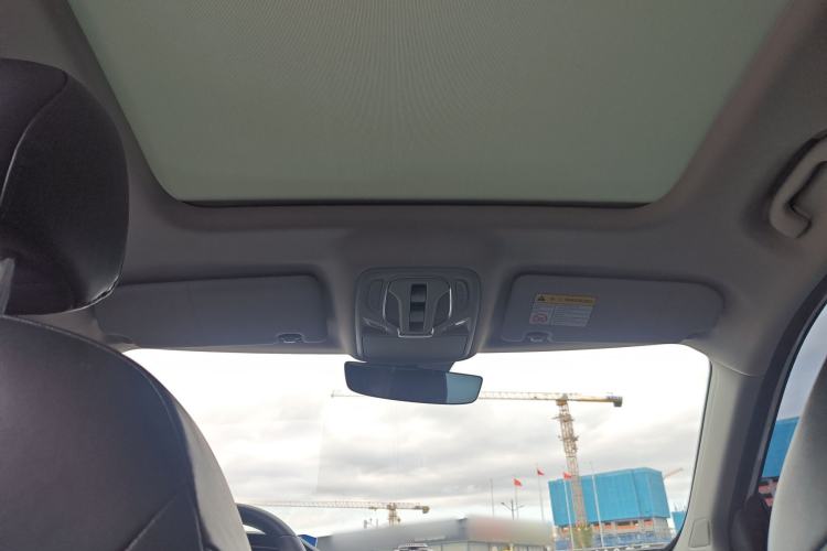 Used Roewe RX5 2023 PLUS 330TGI Automatic Trendsetting Smart Edition
