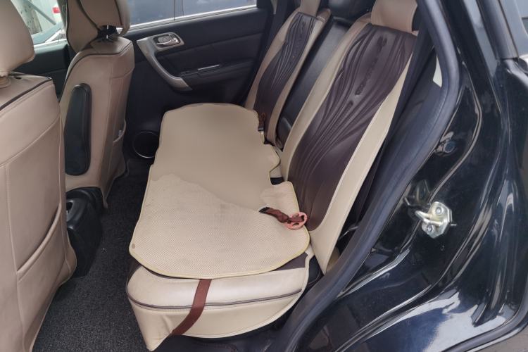 Used Haval H6 2013 Upgraded Model 1.5T Manual Two-Wheel Drive Elite Version