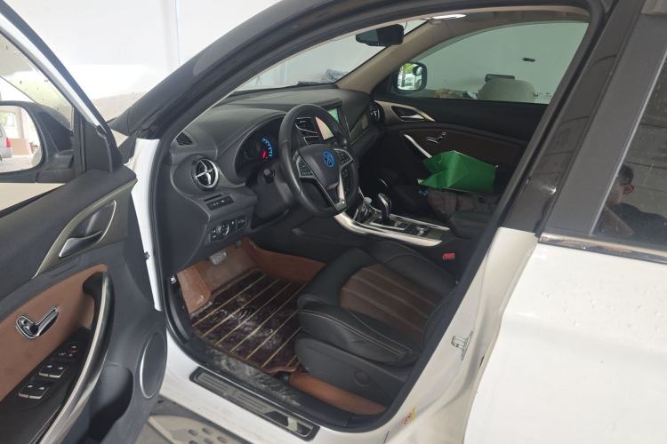 Used BYD Song New Energy 2017 Song DM 1.5TID All-Wheel Drive Luxury Model Driver Seat