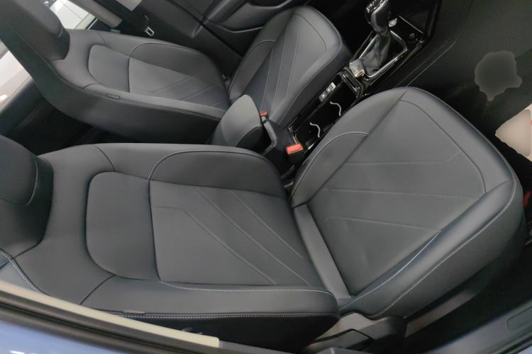 Used Volkswagen Tharu 2025 NewRui 300TSI Prestige Edition
