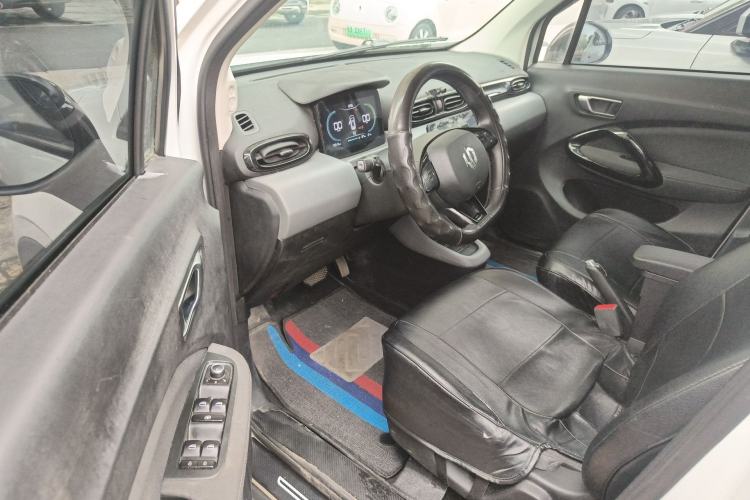 Used Leapmotor T03 2021 400 Lite Edition Lithium Iron Phosphate Driver Seat