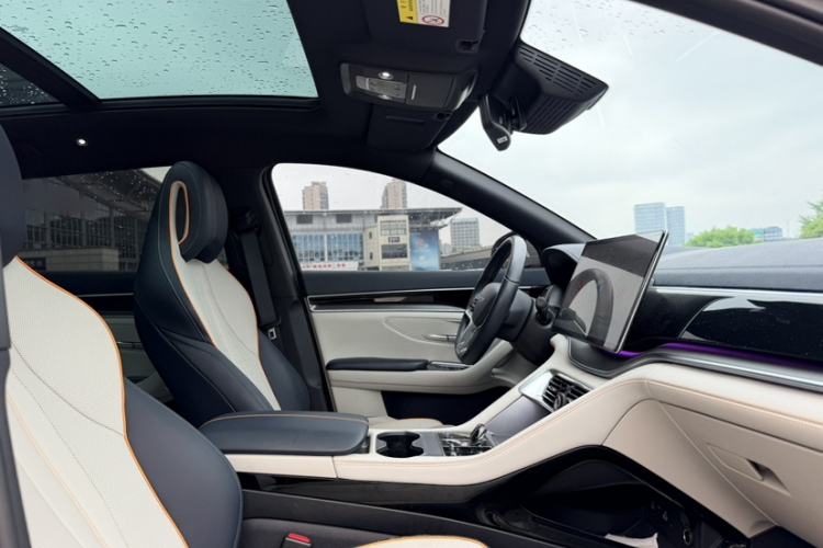 Used BYD Song PLUS New Energy 2023 Champion Edition EV 605KM Flagship PLUS Interior 4