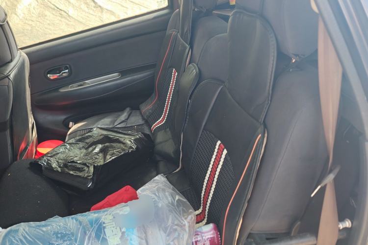 Used FAW Senya S80 2011 1.5L Manual 7-Seater Comfort Edition