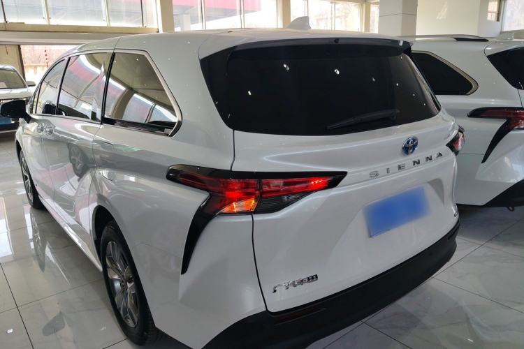 Used Toyota SIENNA 2023 2.5L Hybrid Comfort Edition Rear Left 45 Deg