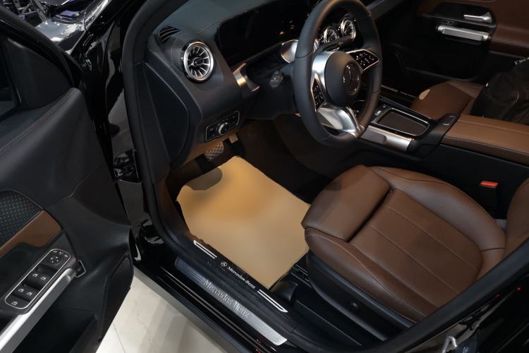 Used Mercedes-Benz GLB 2025 GLB 220 Sport Edition