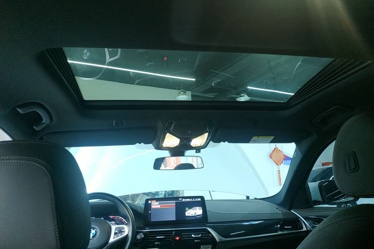 Used BMW 5 Series 2022 Second Facelift 525Li M Sport Package
