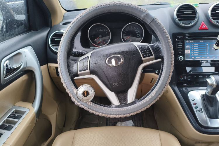 Used Haval H6 2012 2.4L Automatic Two-Wheel Drive Elite Version