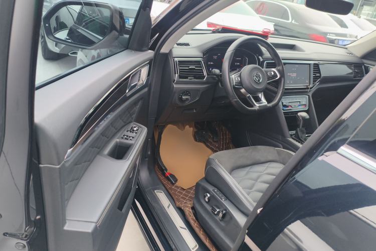 Used Volkswagen Teramont X 2019 330TSI Two-Wheel-Drive Prestige Luxury Edition