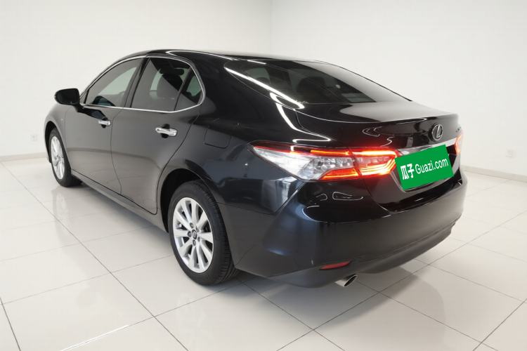 Used Toyota Camry 2019 2.0G Luxury Edition China VI Standard